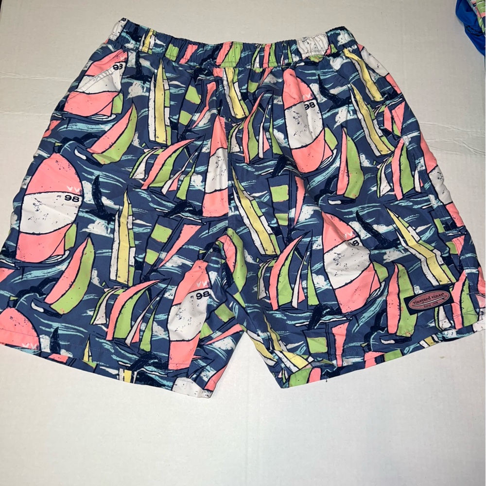 Vineyard vines Swim